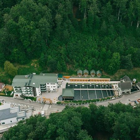 Lostrita - Pastravarie, Hotel & Spa Baia Mare Buitenkant foto