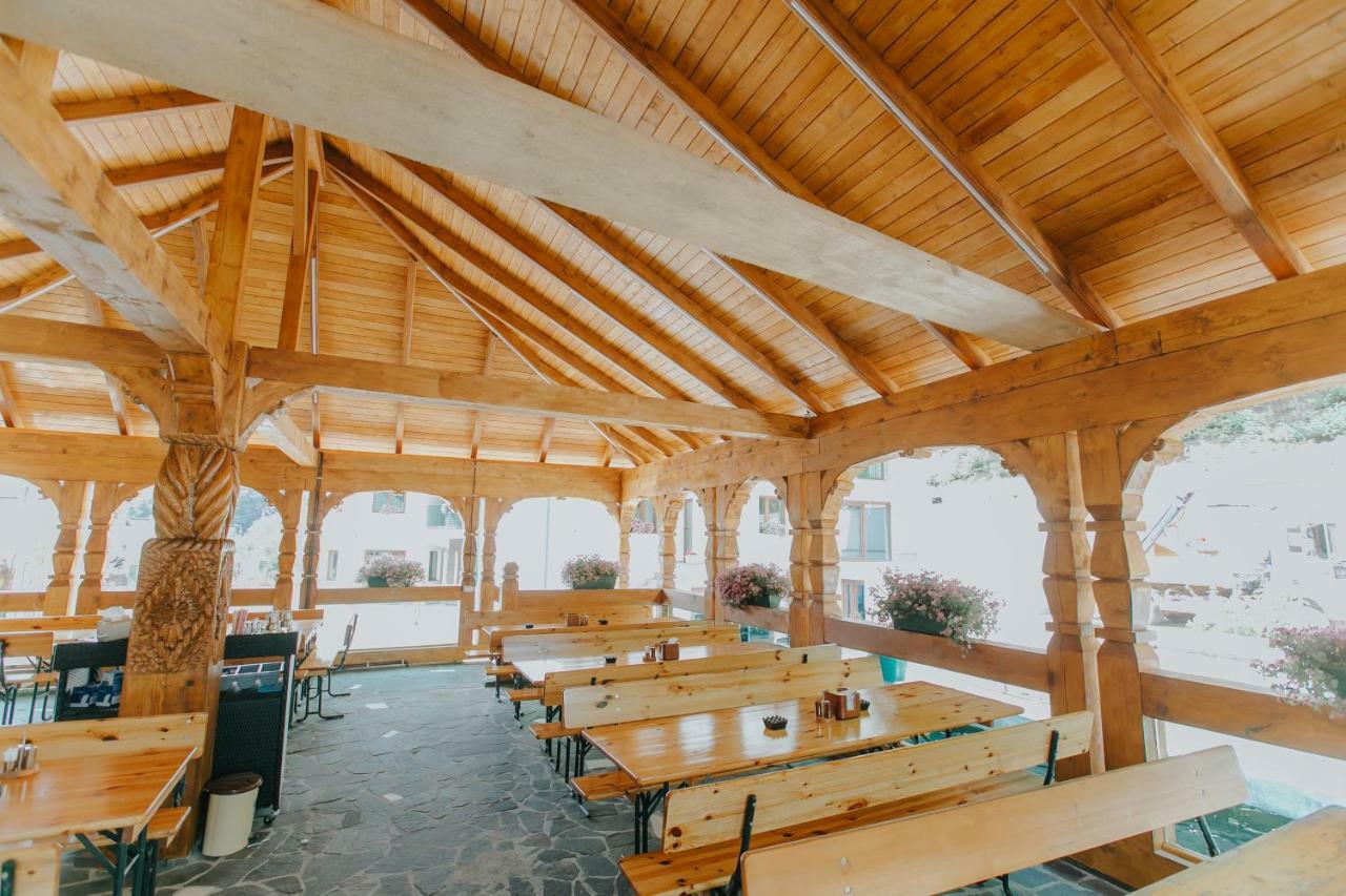 Lostrita - Pastravarie, Hotel & Spa Baia Mare Buitenkant foto