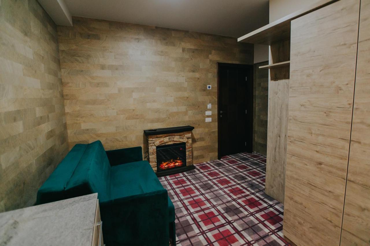 Lostrita - Pastravarie, Hotel & Spa Baia Mare Buitenkant foto